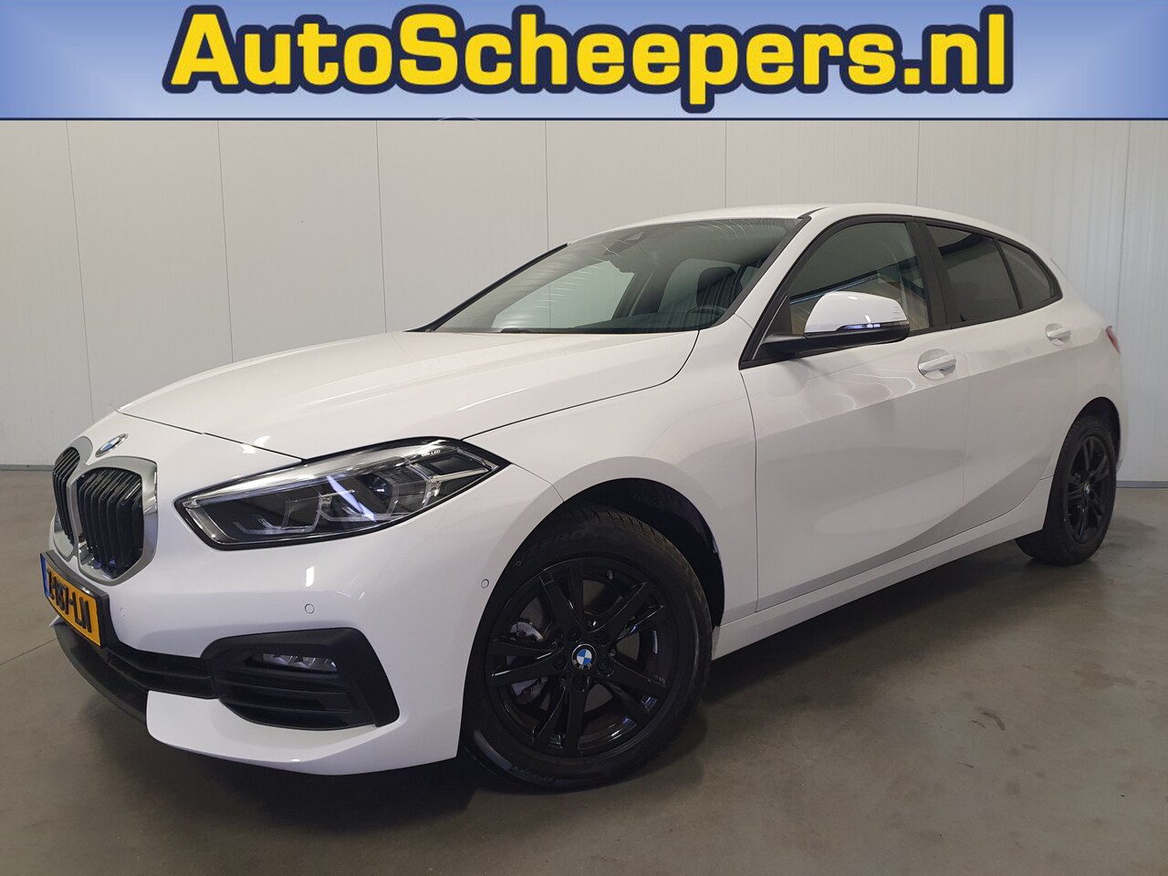 BMW 1-serie - 118i Introduction Edition NAVI/VIRT.COCKPIT/LED - AutoWereld.nl