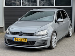 Volkswagen Golf - 2.0 TDI GTD Xenon/Led, Navi, Stoelverwarming, Cruise, Climate Control, NAP