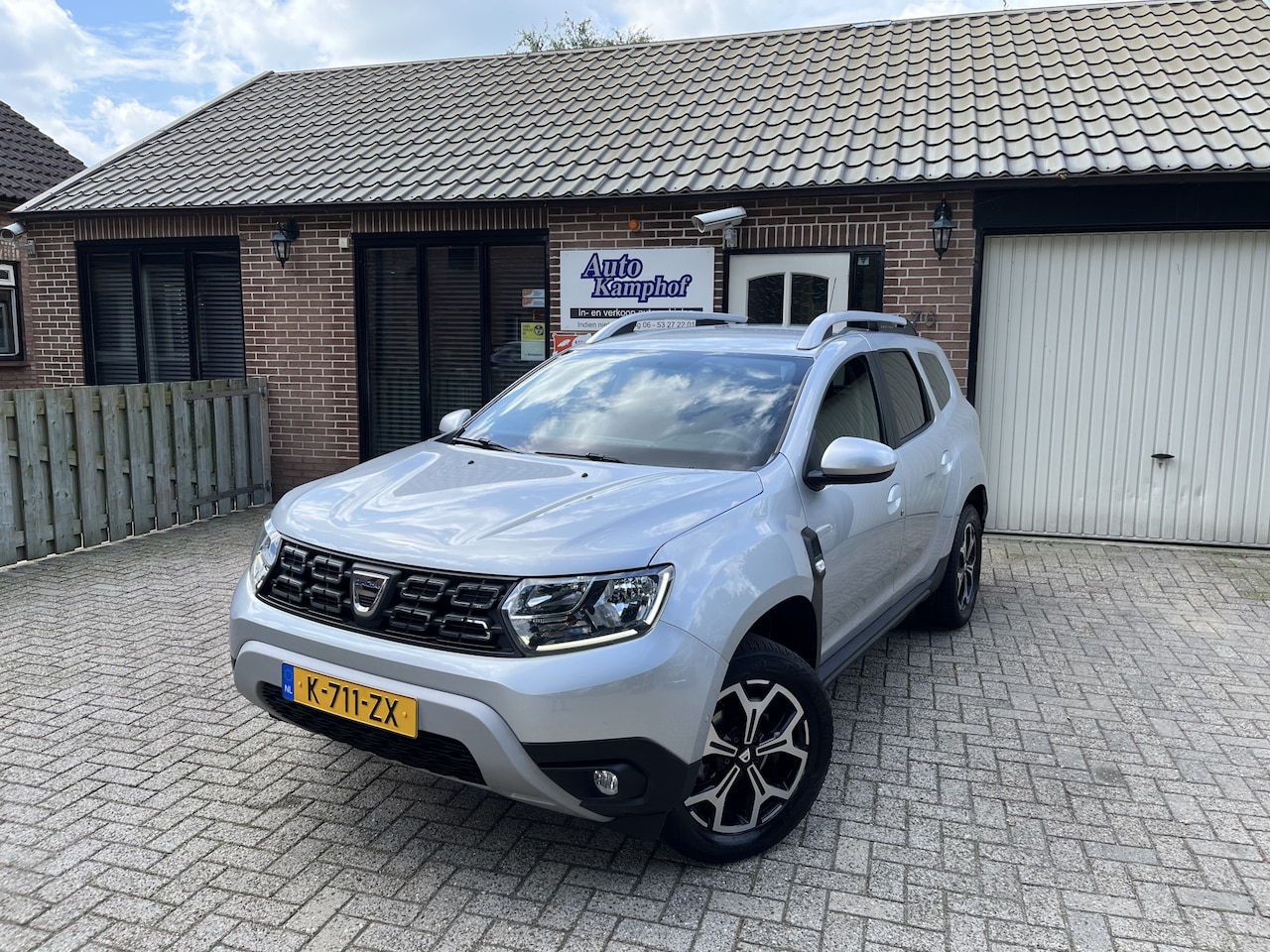 Dacia Duster - 1.0 TCe Bi-Fuel Prestige Navi Trekhaak - AutoWereld.nl