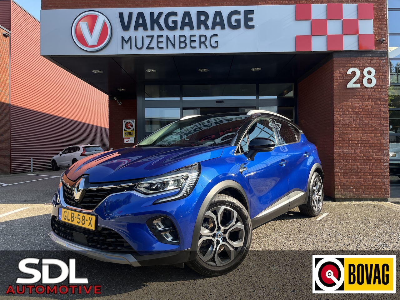 Renault Captur - 1.6 E-Tech Plug-in Hybrid 160 Intens // CAMERA // CLIMA // CRUISE // NAVI // APPLE CARPLAY - AutoWereld.nl