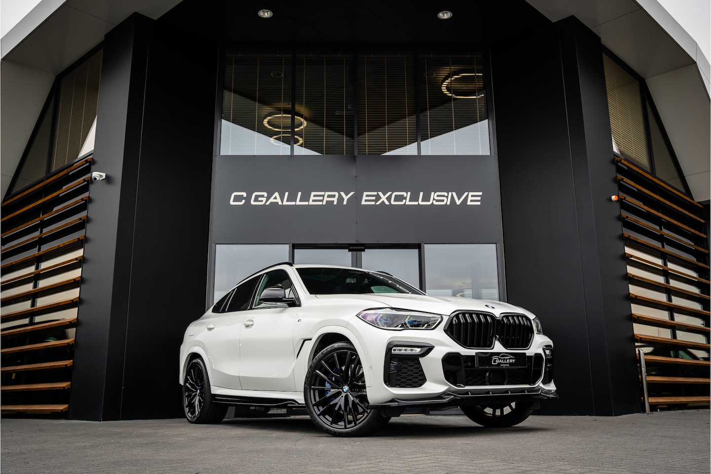 BMW X6 - xDrive40i High Executive - M Sport Pakket | H&K | Panorama | ACC - AutoWereld.nl