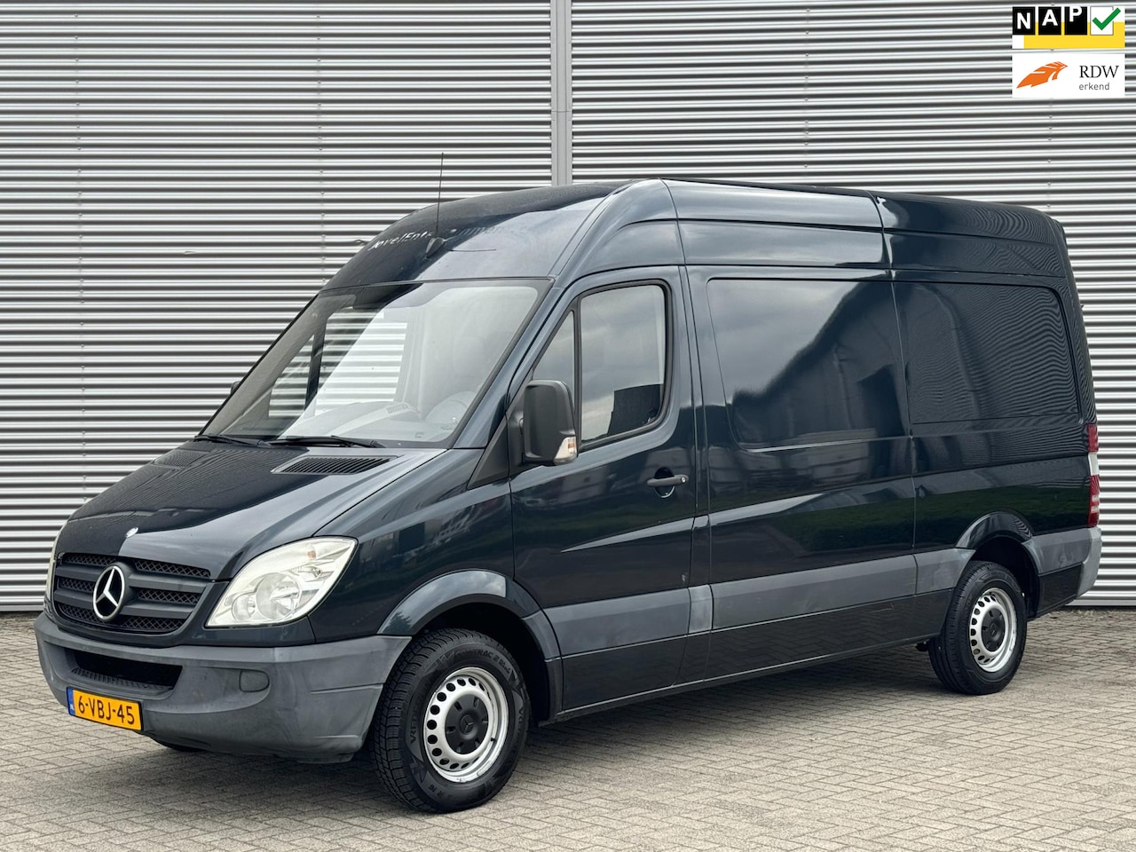 Mercedes-Benz Sprinter - 311 2.2 CDI 500kg Laadklep Aut/ Airco/ Cruise/ 3zits - AutoWereld.nl