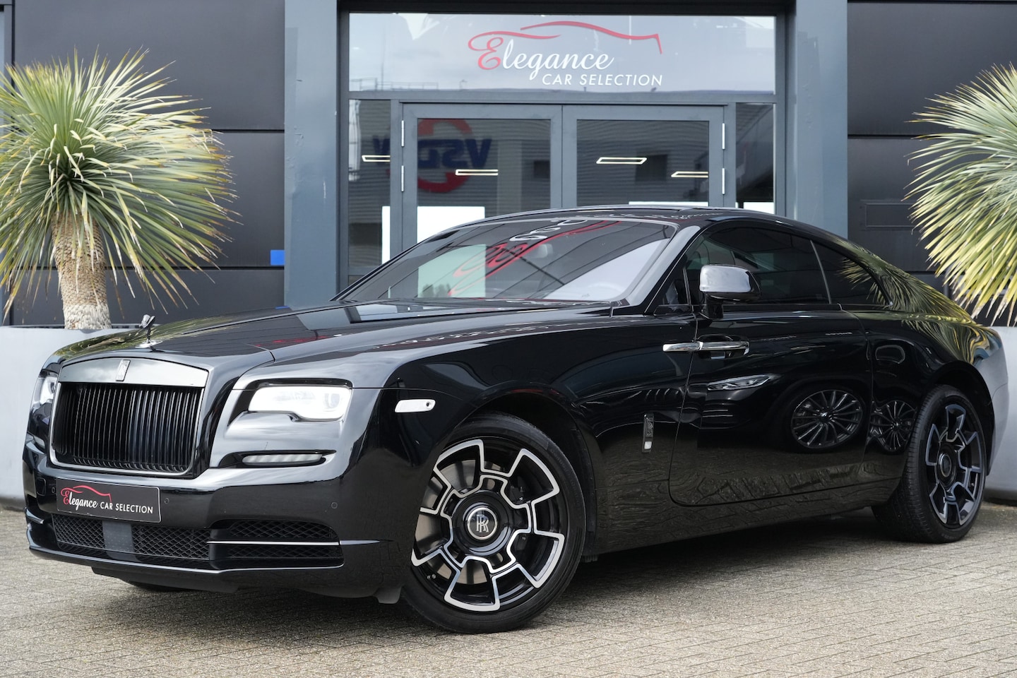 Rolls-Royce Wraith - 6.6 V12 633pk Black Badge/Sterrenhemel/HUD - AutoWereld.nl