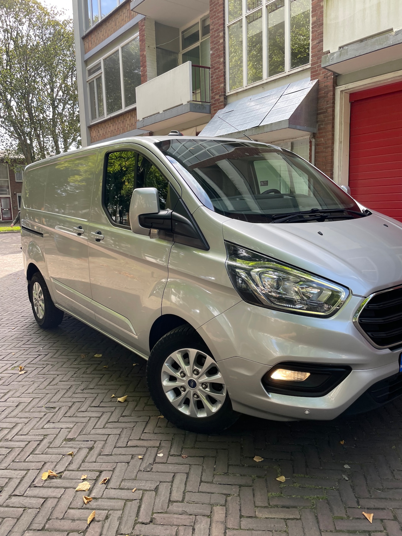 Ford Transit Custom - 300 2.0 TDCI L1H1 Limited - AutoWereld.nl