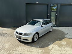 BMW 3-serie Touring - 318i