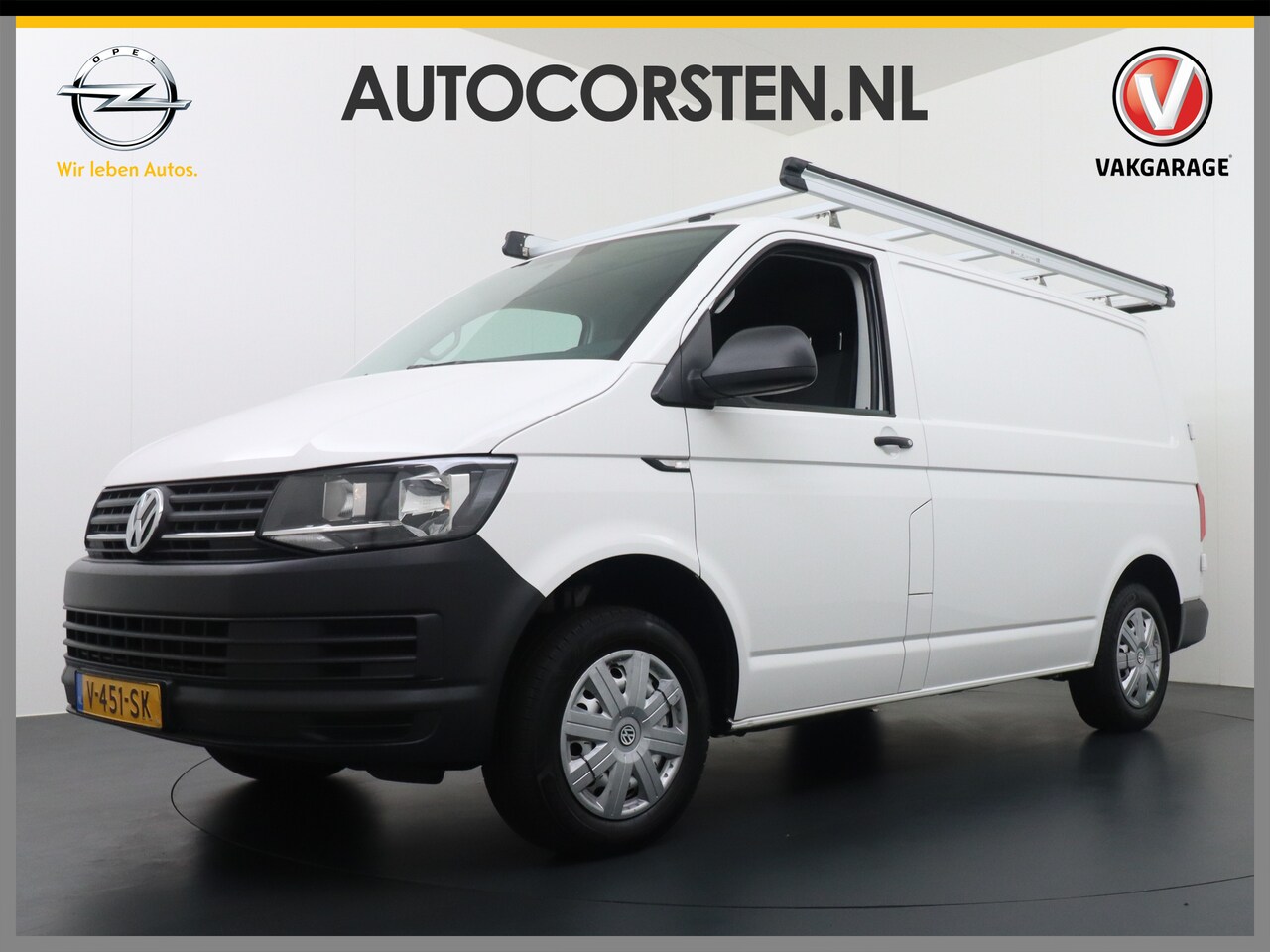 Volkswagen Transporter - 2.0TDI L1H1 Airco Trekhaak Bluetooth PDC Schuifdeur Euro 6 Betonplex 3-Zits Imperiaal Comf - AutoWereld.nl