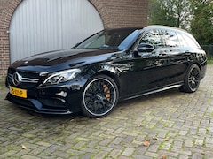 Mercedes-Benz C-klasse Estate - 63 AMG S Keramisch AMG Drivers Package Schaalstoelen 360gr Camera Dealer onderhoud