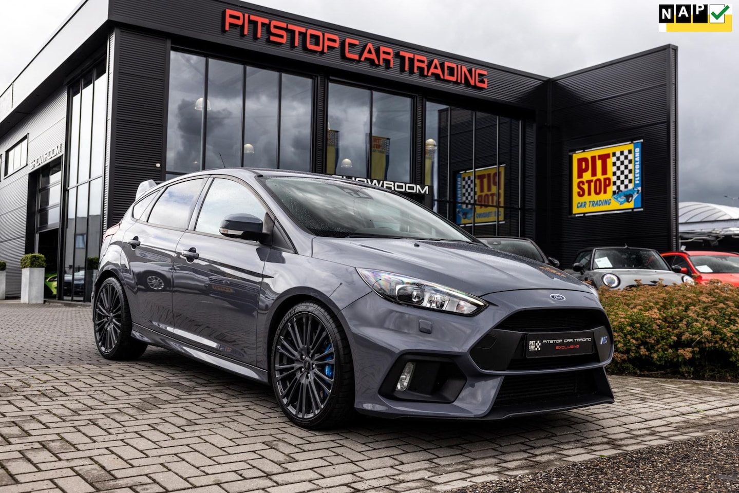 Ford Focus - 2.3 RS 2.3 RS, 350 PK, Schaal, Milltek, Camera, Full! - AutoWereld.nl