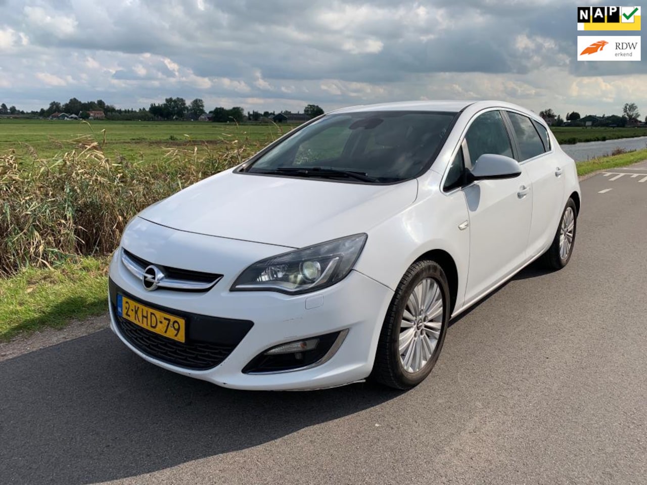 Opel Astra - 1.7 CDTi S/S Design Edition NAP NEDERLANDSE AURO SPORT BACK - AutoWereld.nl