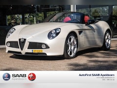 Alfa Romeo 8C - Spider 4.7 V8