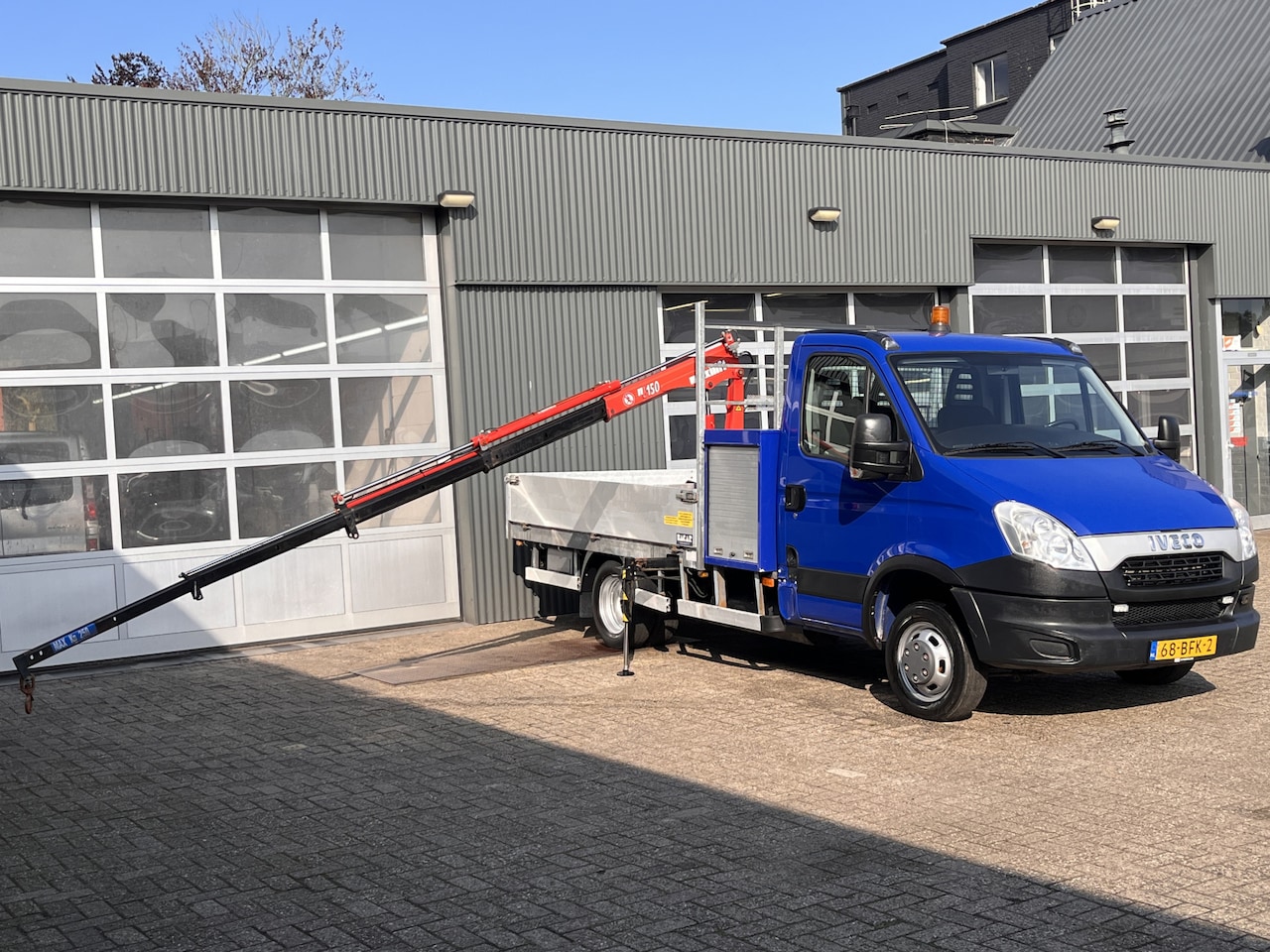 Iveco Daily - 35C14G 345 CNG Aardgas ( natural Gas ) benzine Pick-up Open laadbak Laadkraan Maxilift ste - AutoWereld.nl