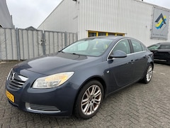 Opel Insignia - 1.8 Edition