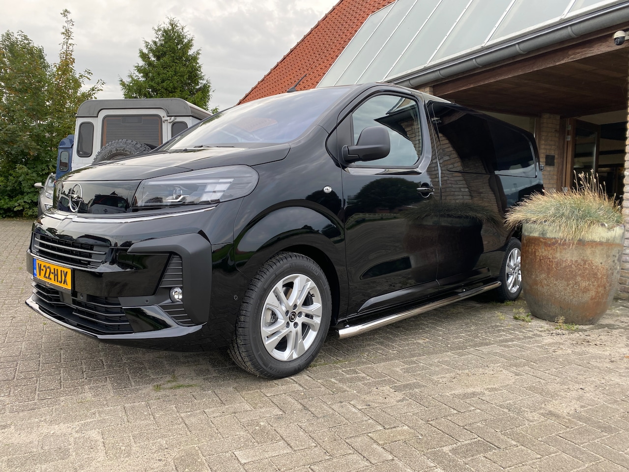 Opel Vivaro - 2.0 Diesel 145 S&S L3 DC