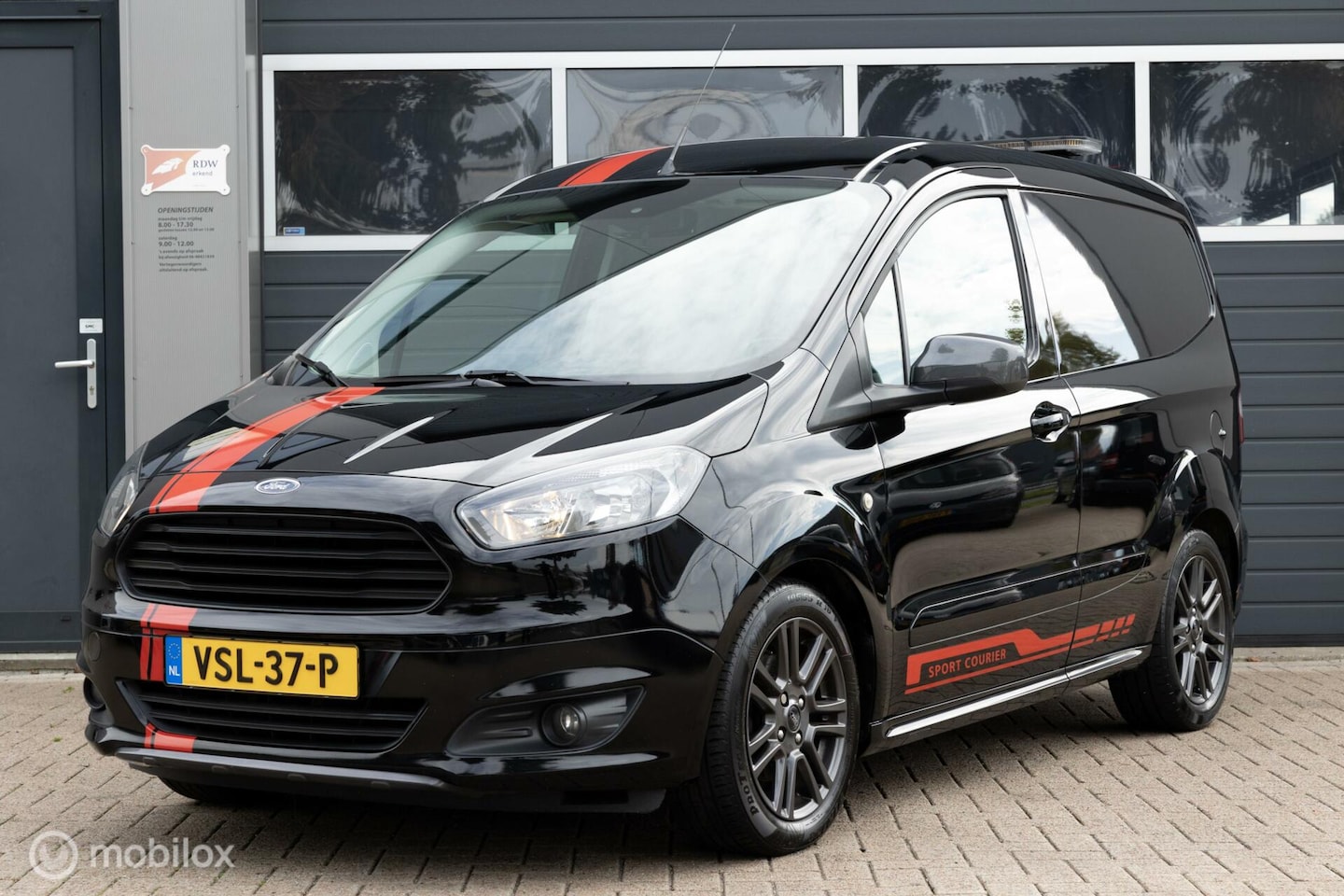 Ford Transit Courier - 1.0 Ambiente 1.0 Ambiente - AutoWereld.nl