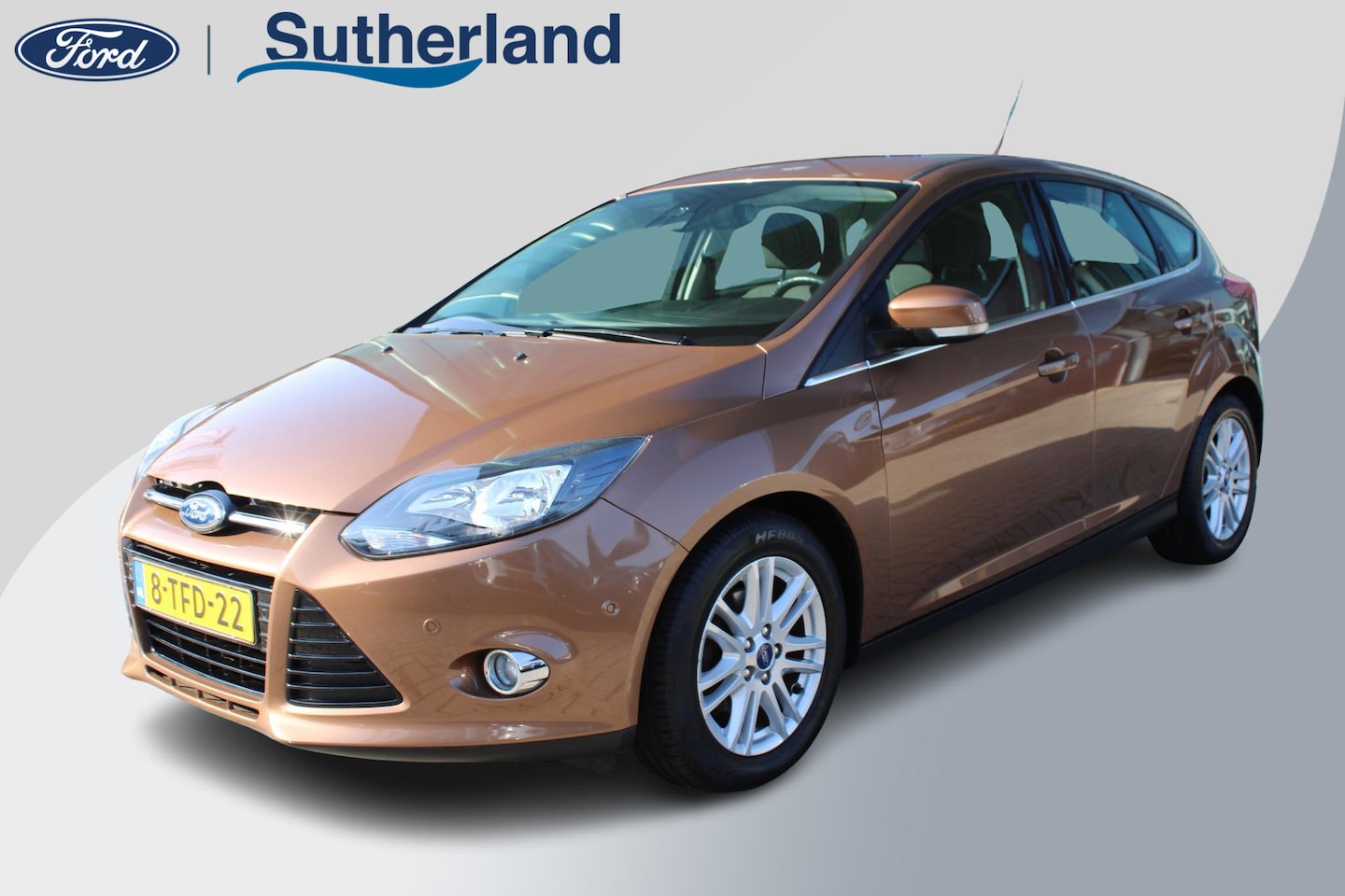 Ford Focus - 1.0 EcoBoost 125 PK Titanium | Climate Control | Cruise Control | Voorruitverwarming | PDC - AutoWereld.nl