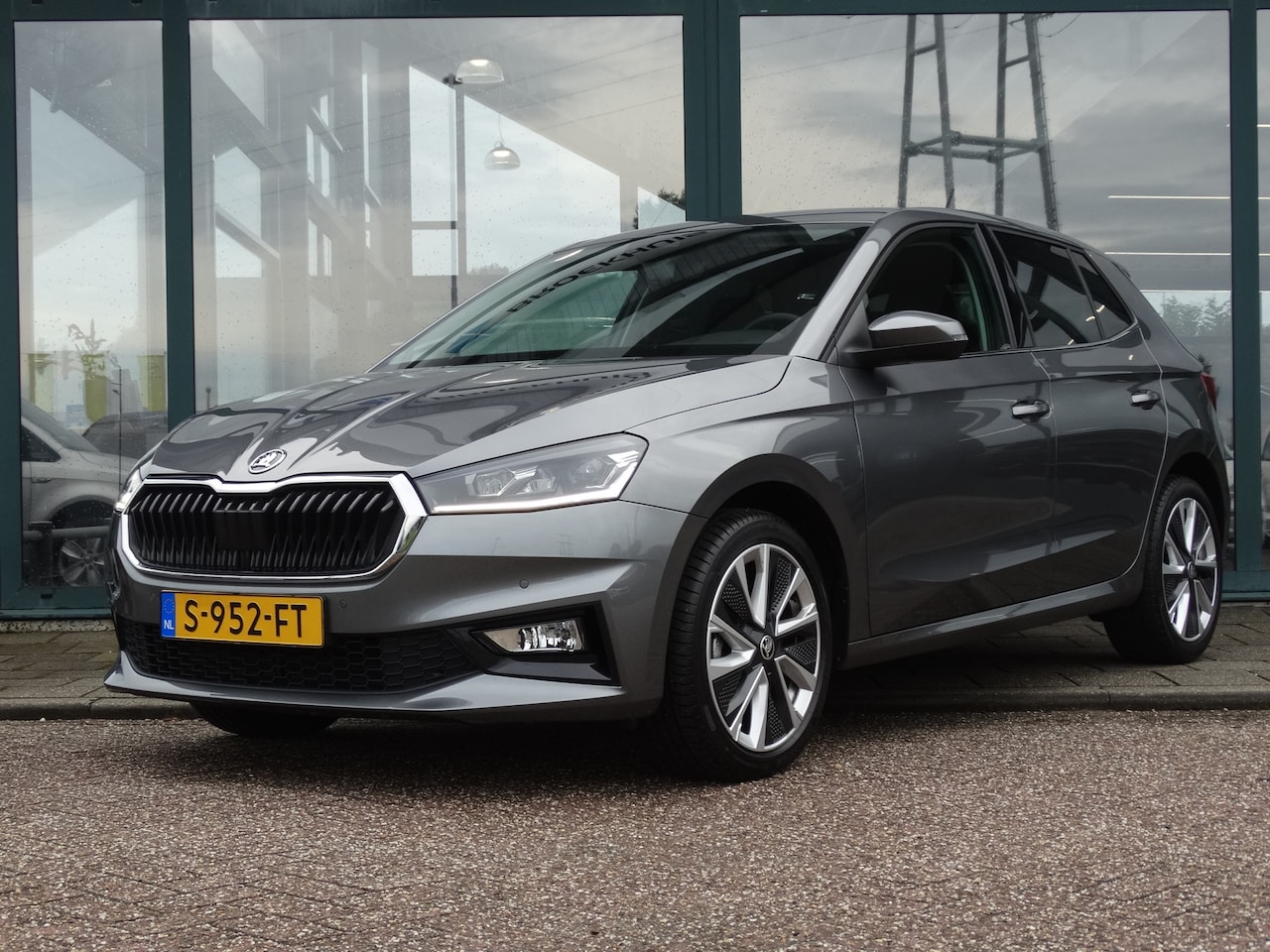 Skoda Fabia - 1.0 TSI Business Edition | Climate Control | Stoel + stuur verwarming | Carplay \ Android - AutoWereld.nl