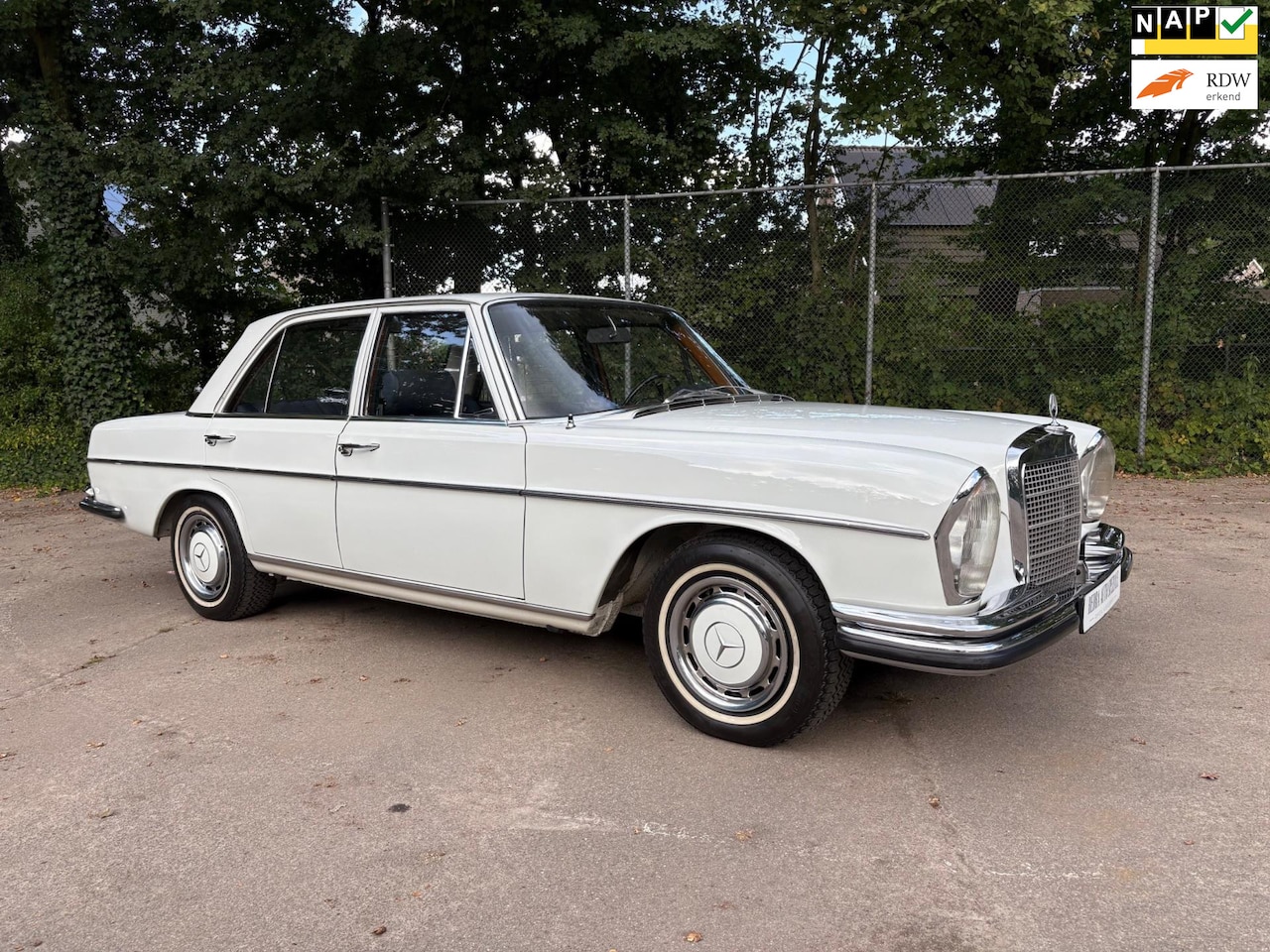 Mercedes-Benz 280 - SE AUTOMATIC Topkwaliteit, ongerestaureerd, automaat aan t stuur, stuurbekrachtiging - AutoWereld.nl