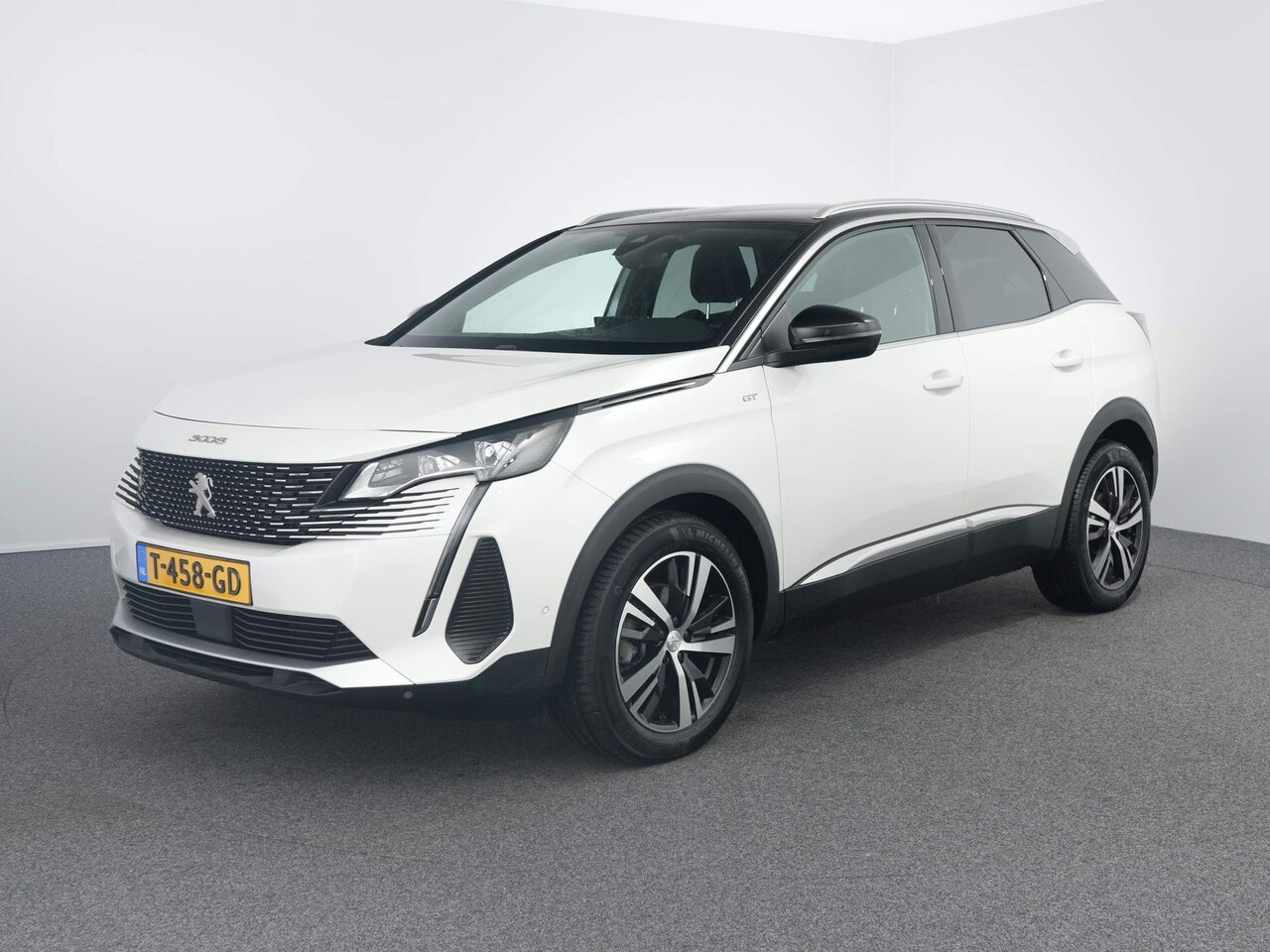 Peugeot 3008 - 3008 GT PureTech 130 EAT8 | Automaat | Navi | Adaptieve cruise | Camera | Clima | - AutoWereld.nl