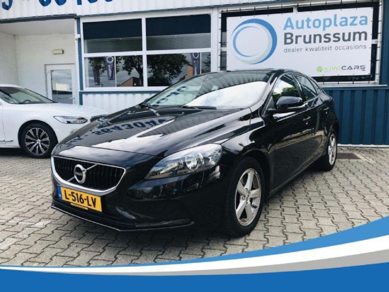 Volvo V40 - 2.0 T2 Kinetic 2.0 T2 Kinetic - AutoWereld.nl