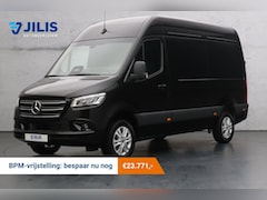 Mercedes-Benz Sprinter - 319 L2H2 RWD Automaat | 3, 5T Trekhaak | 360 camera | LED | Navigatie | Stoelverwarming