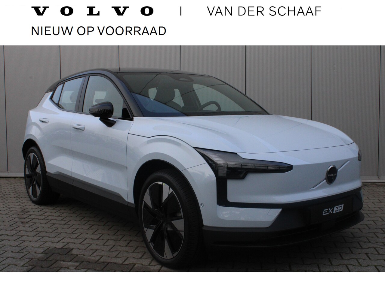 Volvo EX30 - Twin Motor Performance Ultra 69 kWh | Breeze Interieur | Direct leverbaar | Verwarmd stuur - AutoWereld.nl