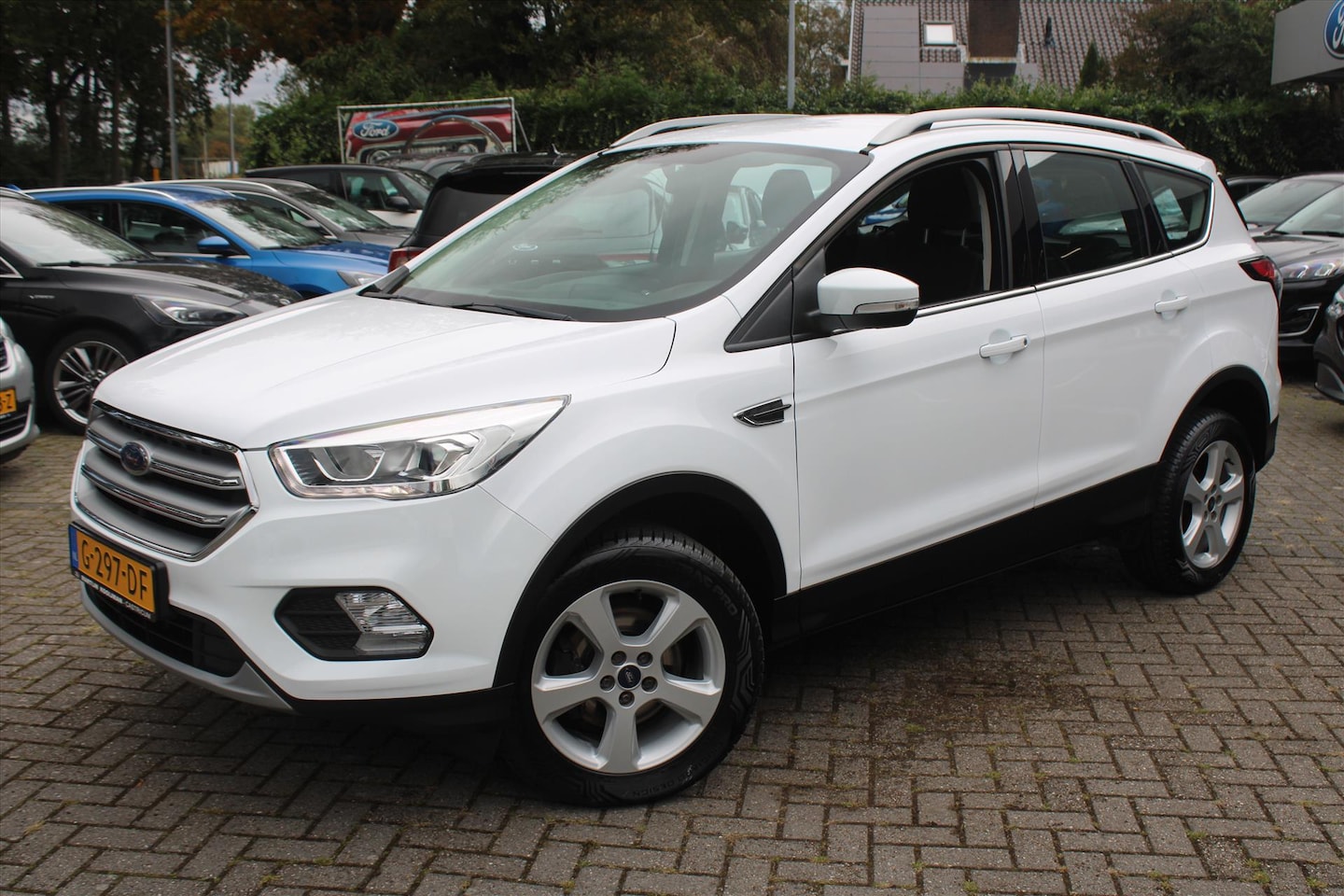 Ford Kuga - 1.5 EcoBoost 120PK 2WD Trend Ultimate - AutoWereld.nl