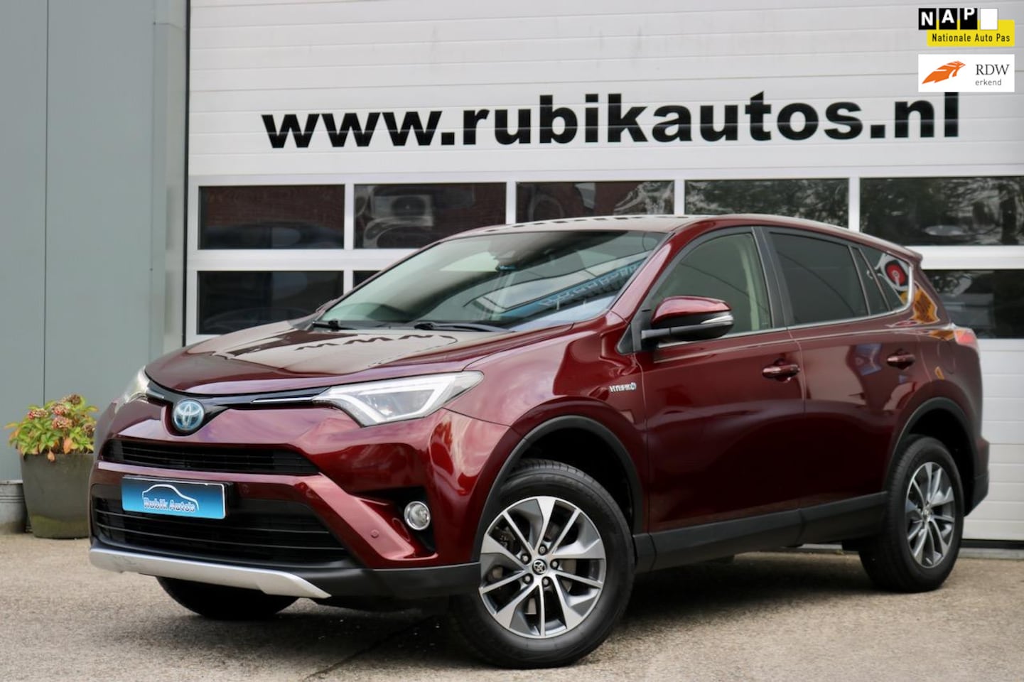 Toyota RAV4 - 2.5 Hybrid Style|69.971 km's |2016 - AutoWereld.nl