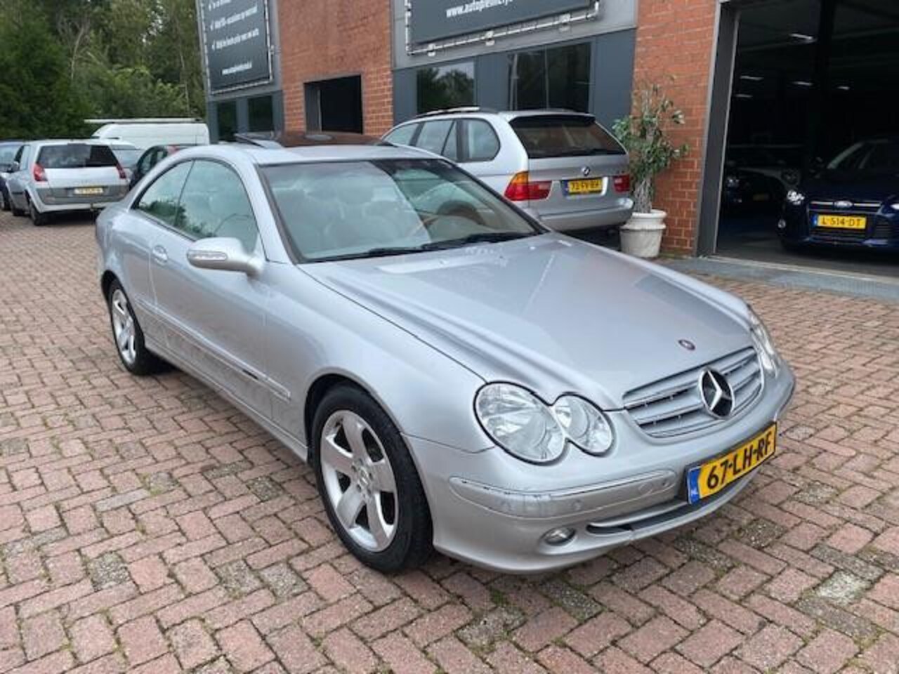 Mercedes-Benz CLK-klasse Coupé - 240 Elegance AUT, Leer - AutoWereld.nl