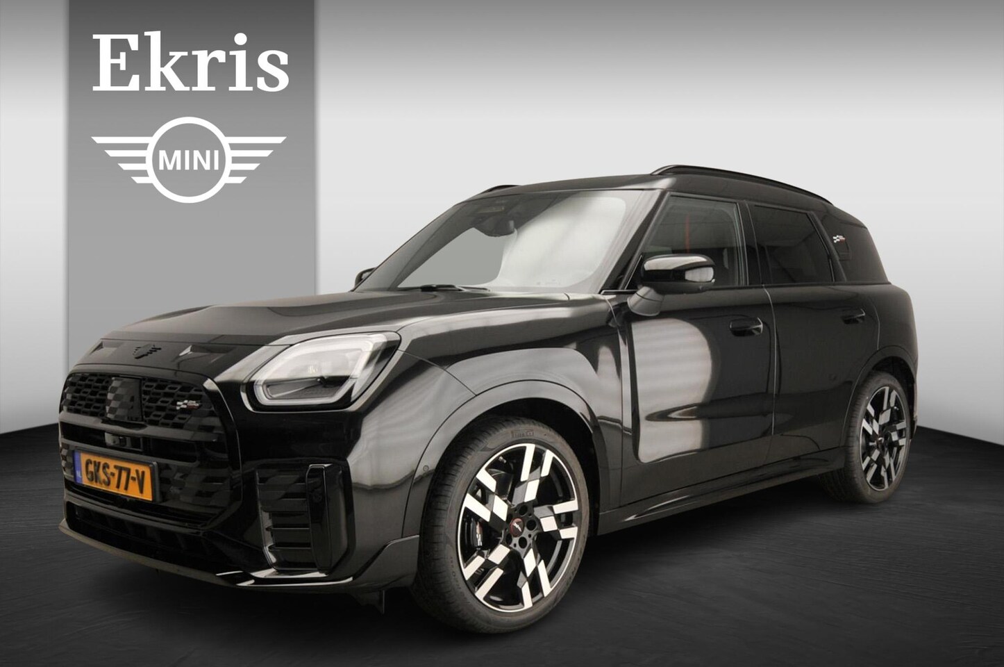 MINI Countryman - Cooper JCW uitvoering / Panoramadak / Trekhaak / LED / Head-up / Harman Kardon / Alu wiele - AutoWereld.nl