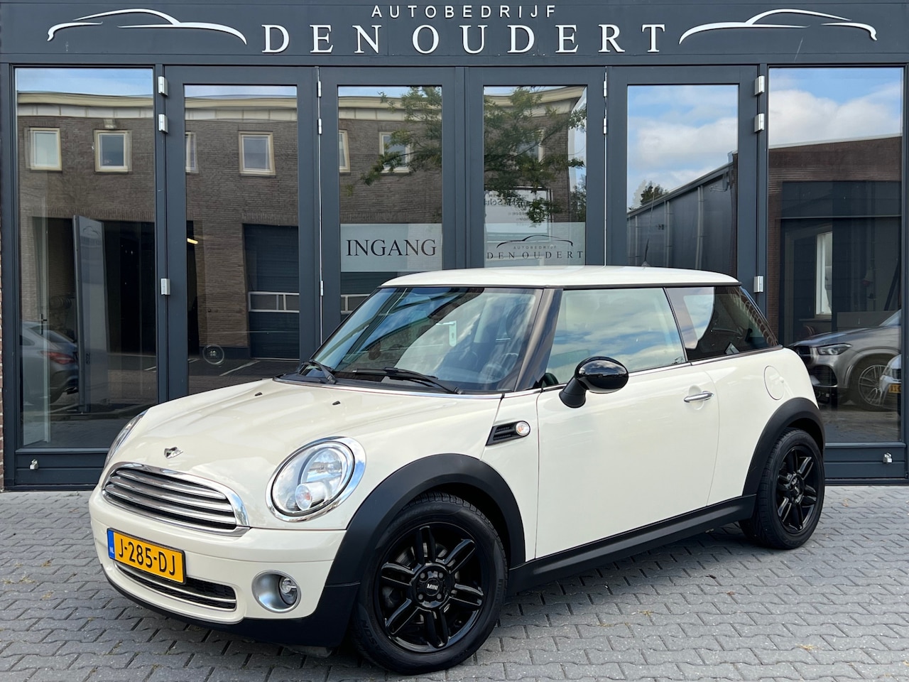 MINI One - Mini 1.6 Salt Airco / LMV 2012 - AutoWereld.nl