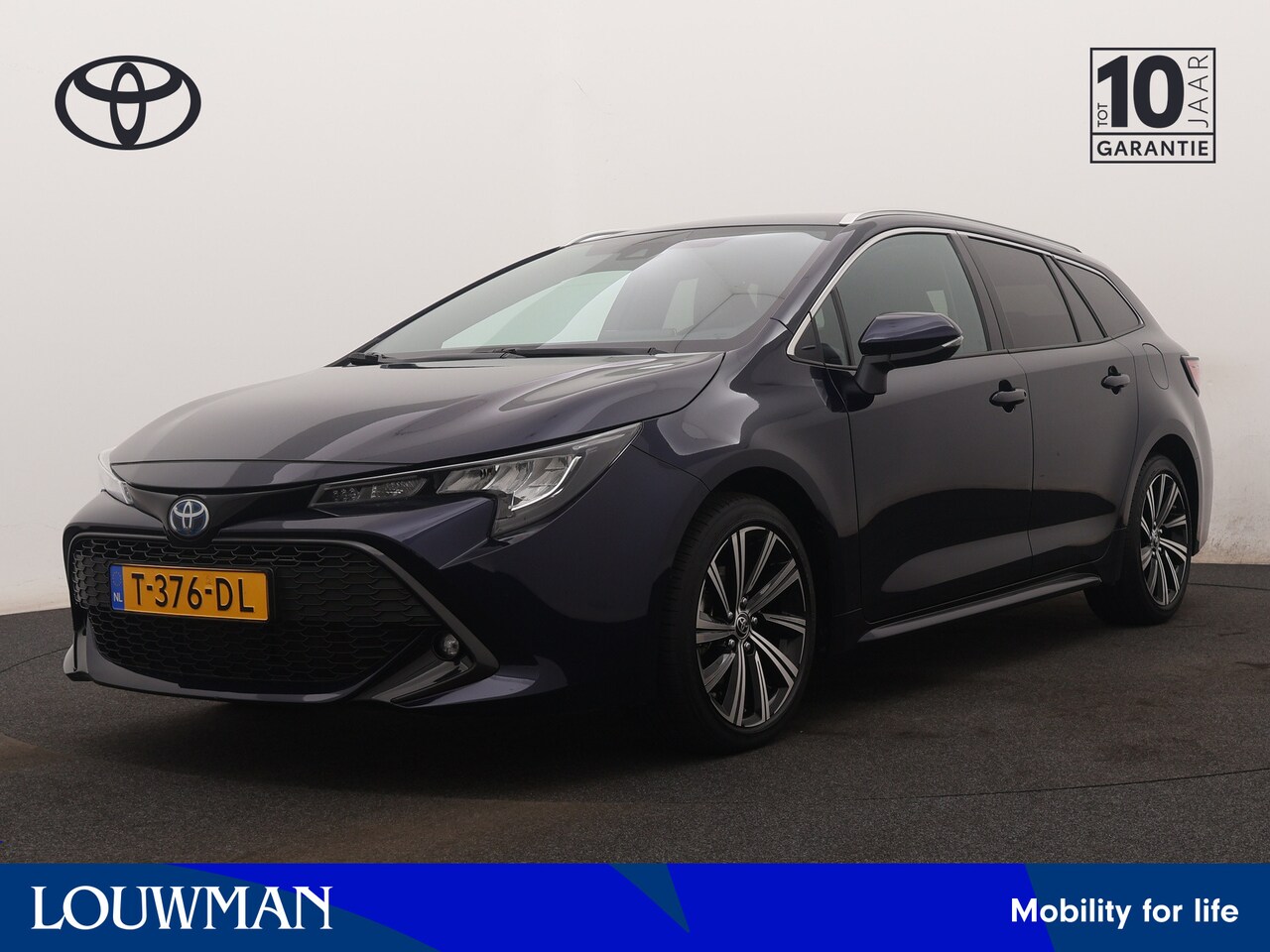 Toyota Corolla Touring Sports - 1.8 Hybrid Dynamic |Stoelverwarming| Orgineel NL Auto - AutoWereld.nl