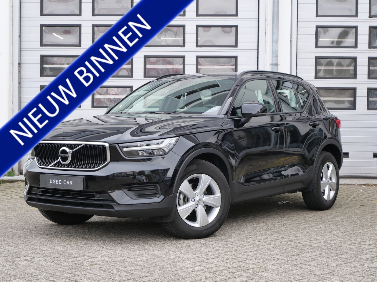 Volvo XC40 - T2 Momentum Core | Camera | CarPlay | Rijklaarprijs - AutoWereld.nl