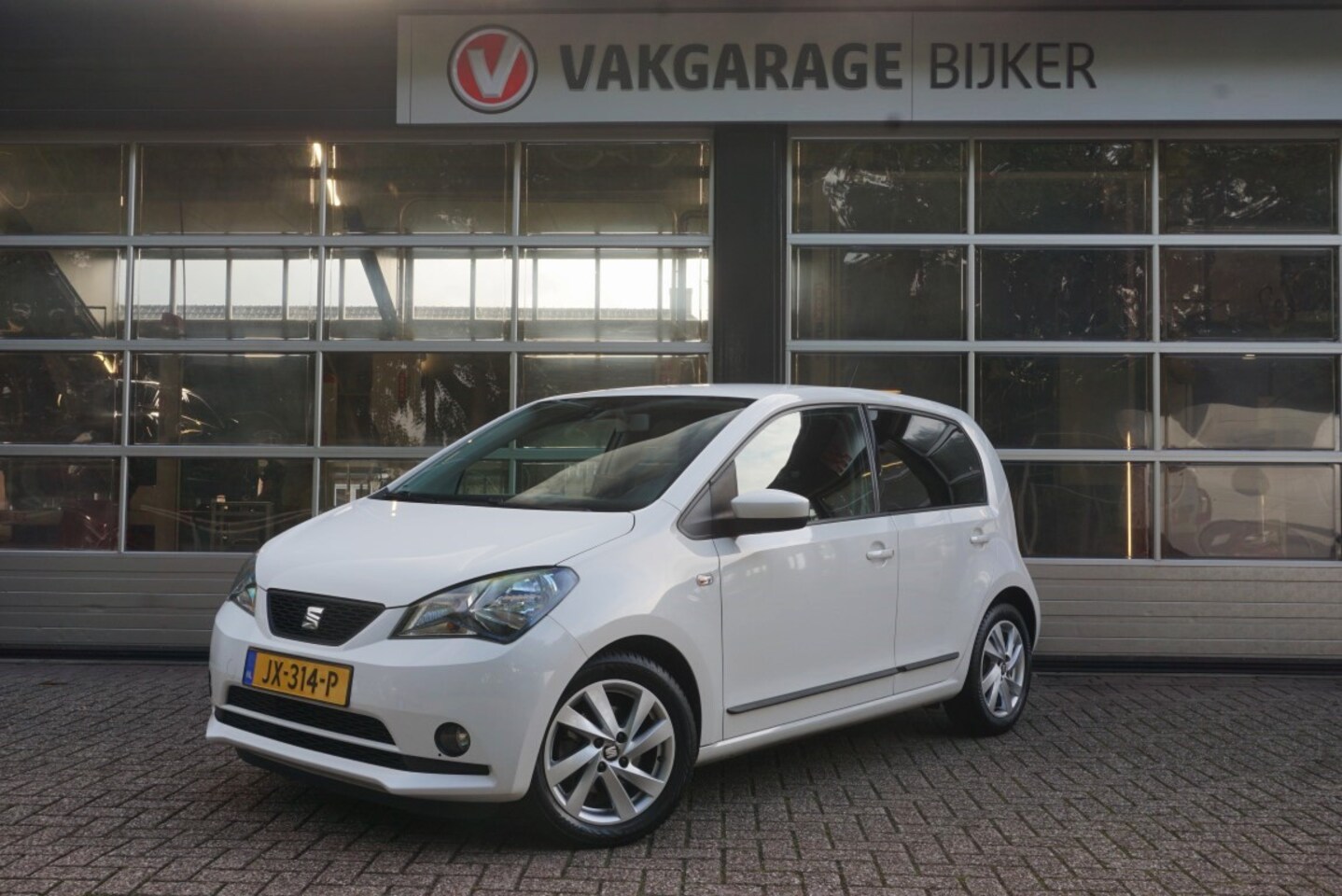 Seat Mii - 1.0 Sport Connect 1.0 Sport Connect - AutoWereld.nl