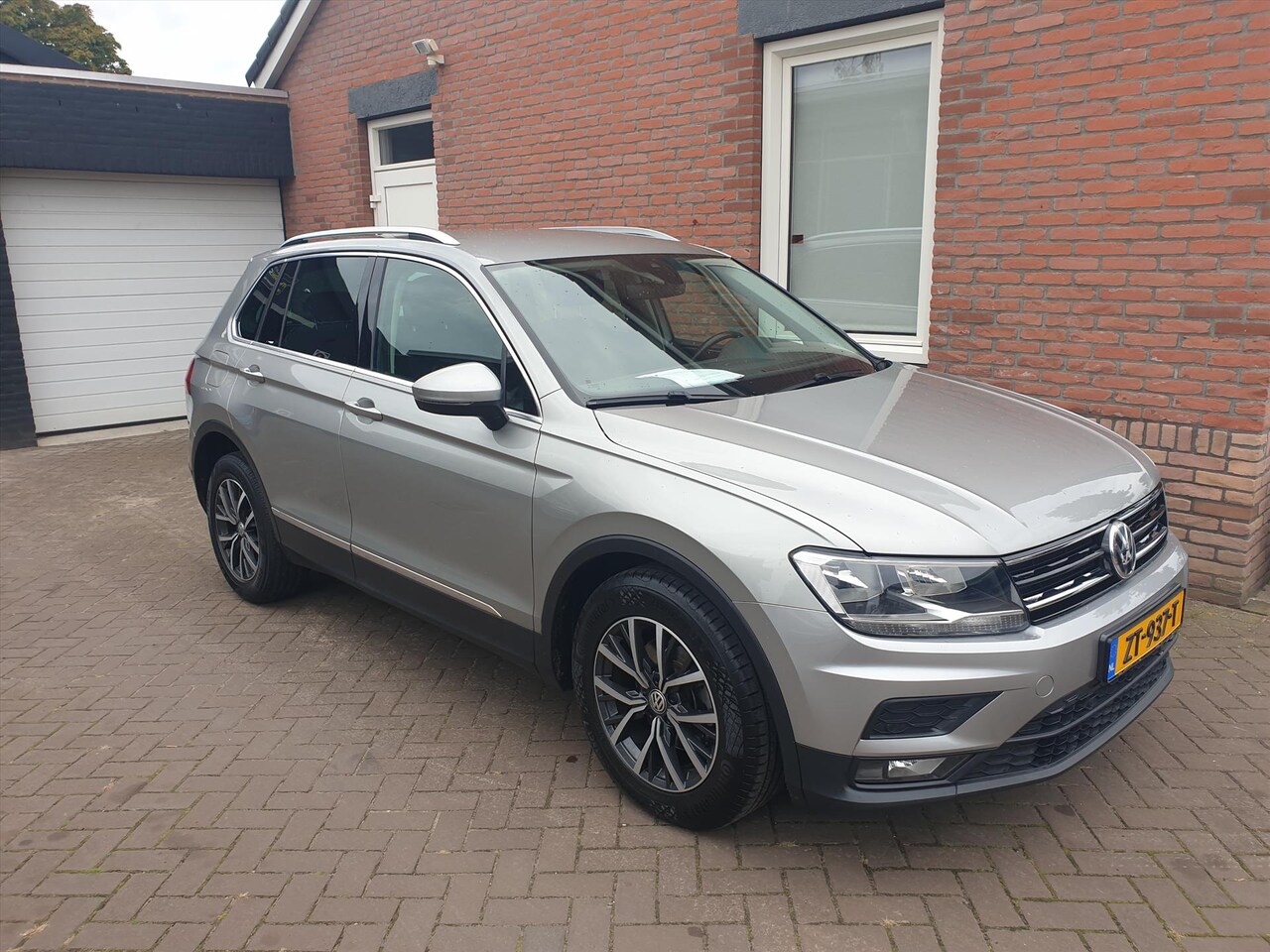 Volkswagen Tiguan - 1.4 TSI 150pk 4Motion DSG Comfortline Business - AutoWereld.nl