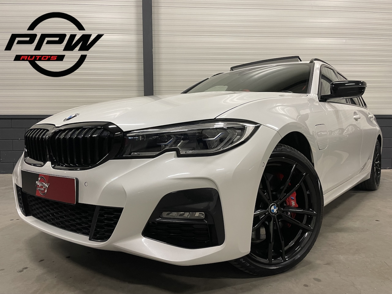 BMW 3-serie Touring - 330e xDrive M-Sport PANO/H&K/HEAD-UP/INDIVIDUAL SP.LEER+MEMORY/LASER/ACC/360CAMERA/SHADOW- - AutoWereld.nl