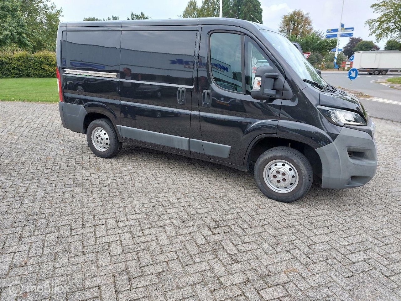 Peugeot Boxer - Bestel 330 2.2 HDI L1H2 XR - AutoWereld.nl