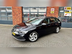 Volkswagen Golf Variant - 1.0 TSI Life Camera|Cruise control|Keyless start|Virtual cockpit|Verkeersbord herkenning