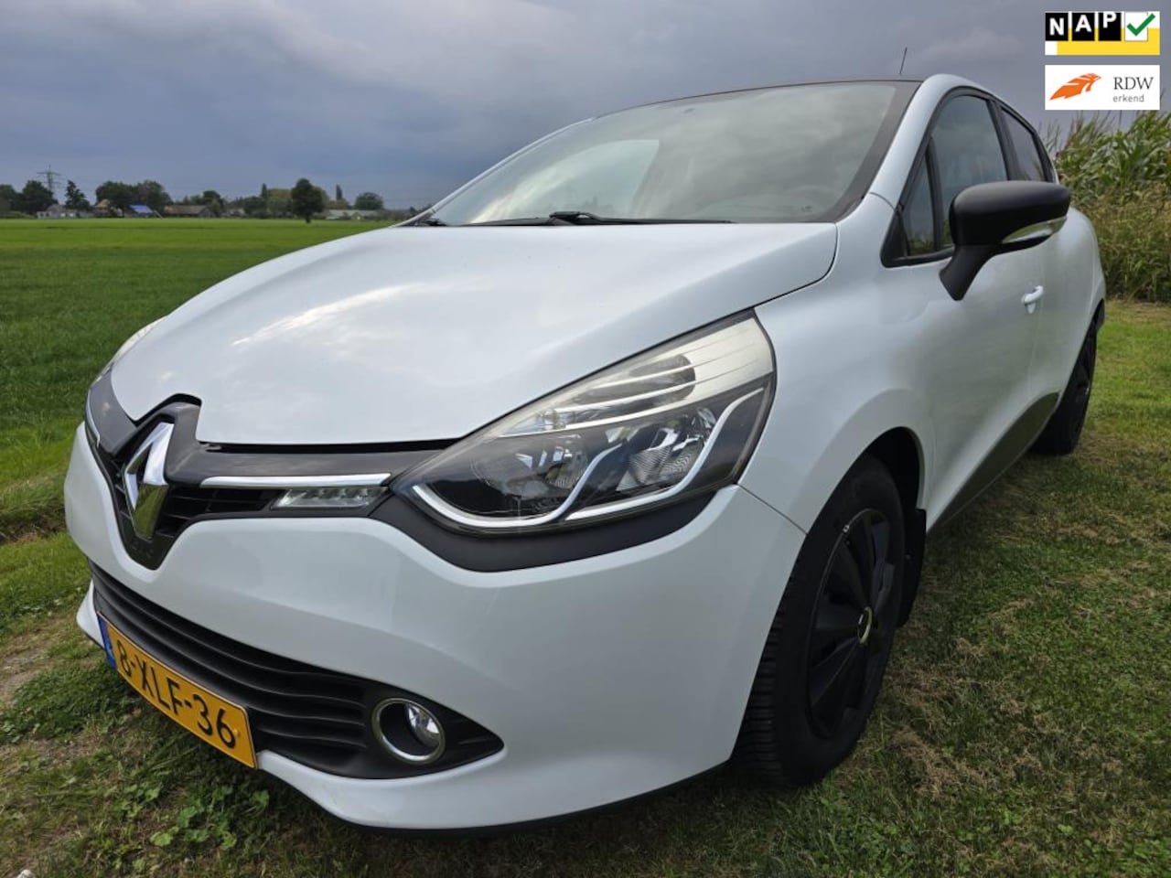 Renault Clio - 0.9 TCe Expression|Airco|Cruise|Bluetooth|NAP!| - AutoWereld.nl