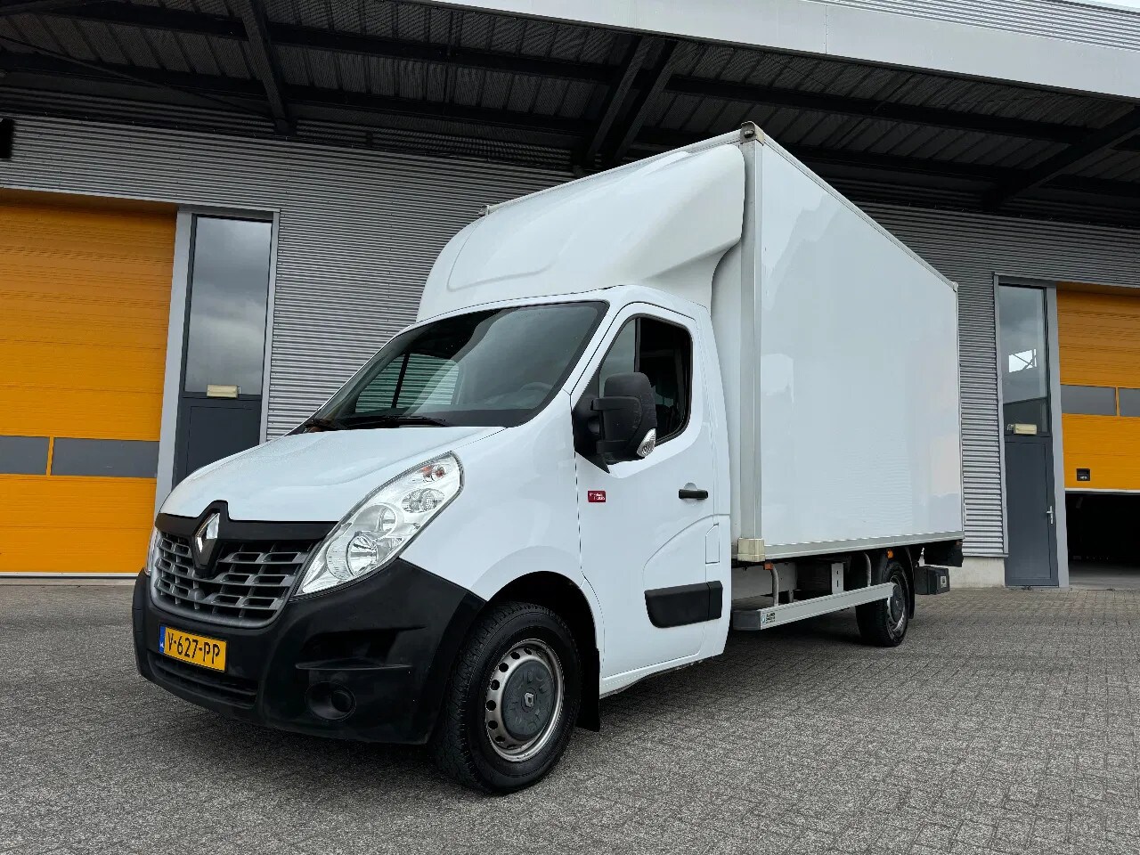 Renault Master - T35 2.3DCi Bakwagen met Laadklep - AutoWereld.nl