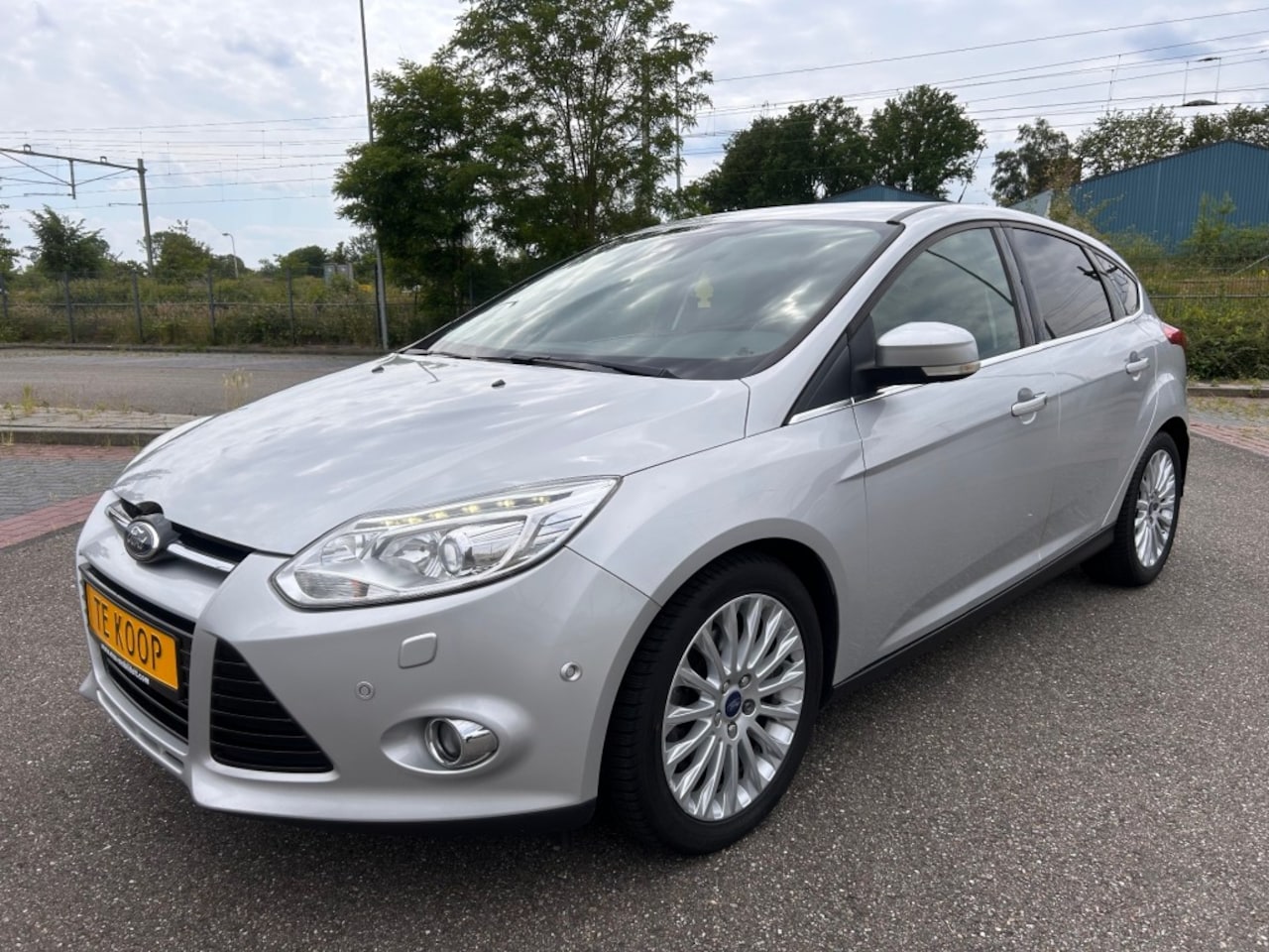 Ford Focus - 1.6 / 150 PK / TITANIUM / BOMVOL / NAVI - AutoWereld.nl