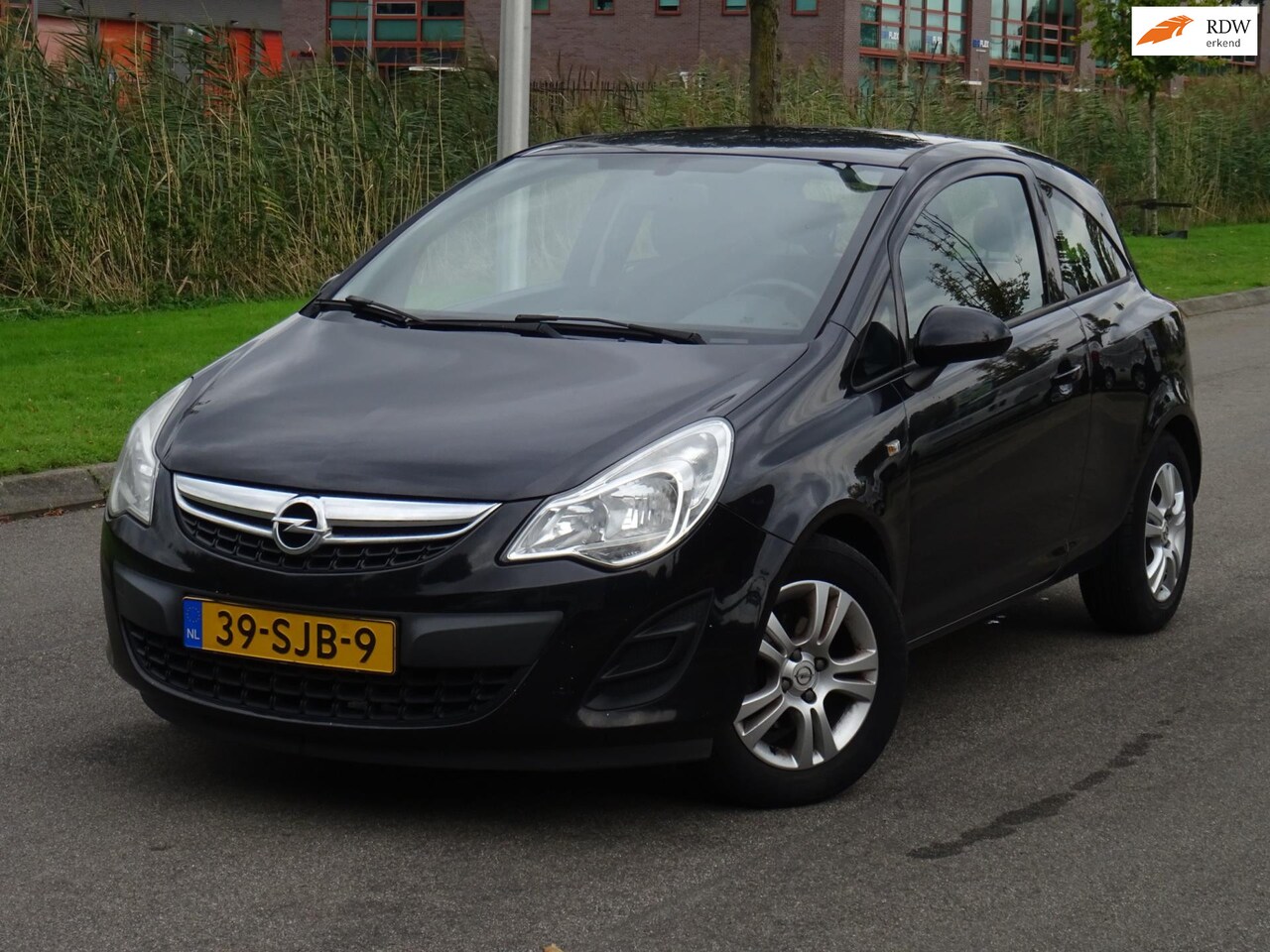 Opel Corsa - 1.2 EcoFlex Selection LPG-G3 NAP/AIRCO/APK 10-25 - AutoWereld.nl