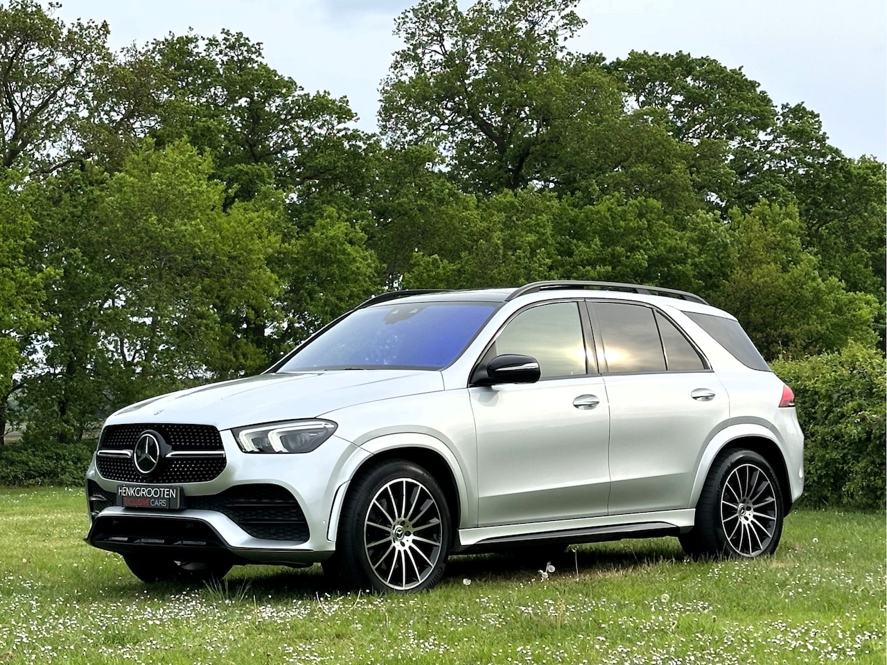 Mercedes-Benz GLE-Klasse - 350 D 4MATIC AMG - Night - HeadUp - Grijs Kenteken - AutoWereld.nl