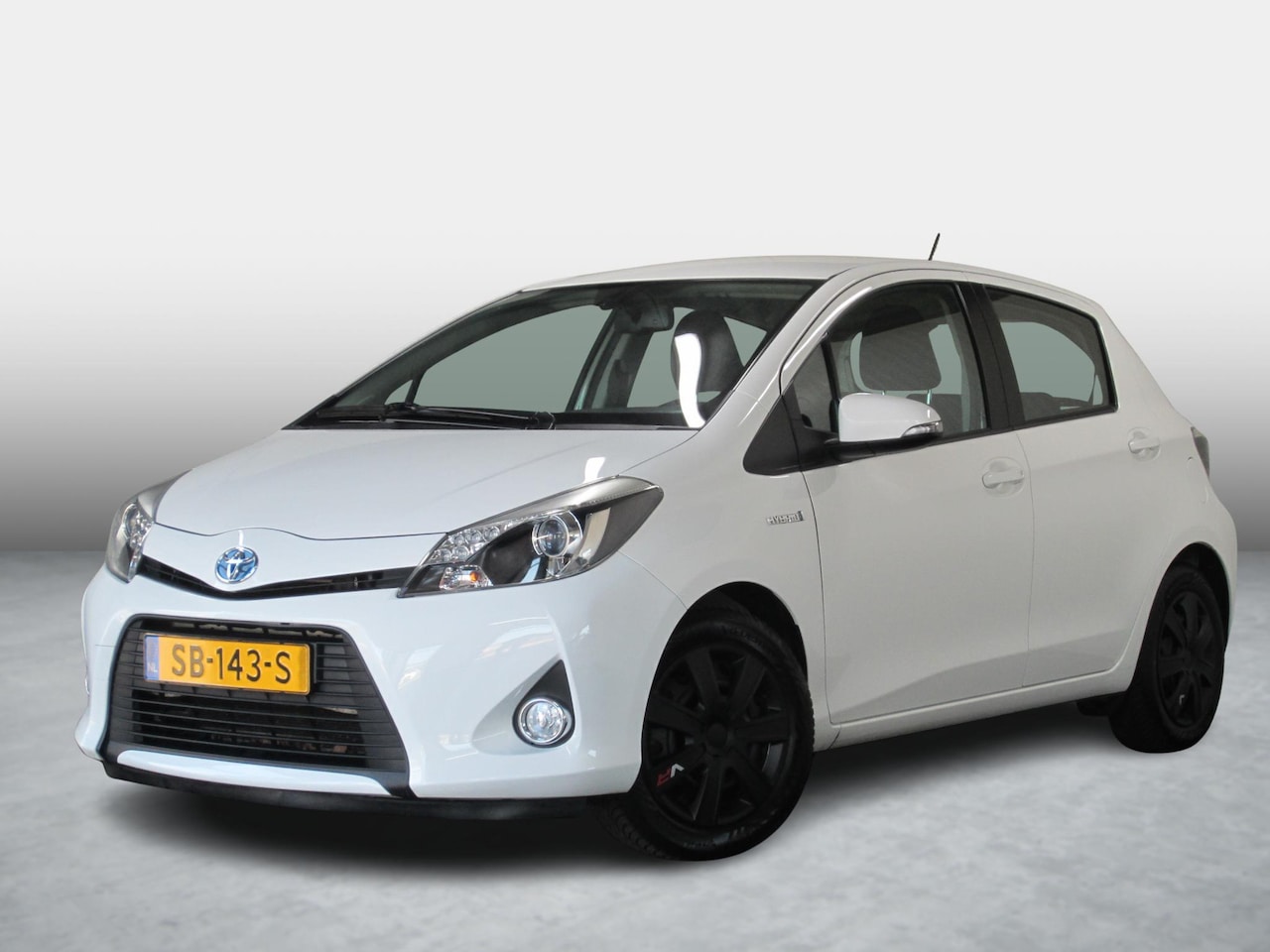 Toyota Yaris - 1.5 Full Hybrid Aspiration Navi Camera Cruise Cont - AutoWereld.nl