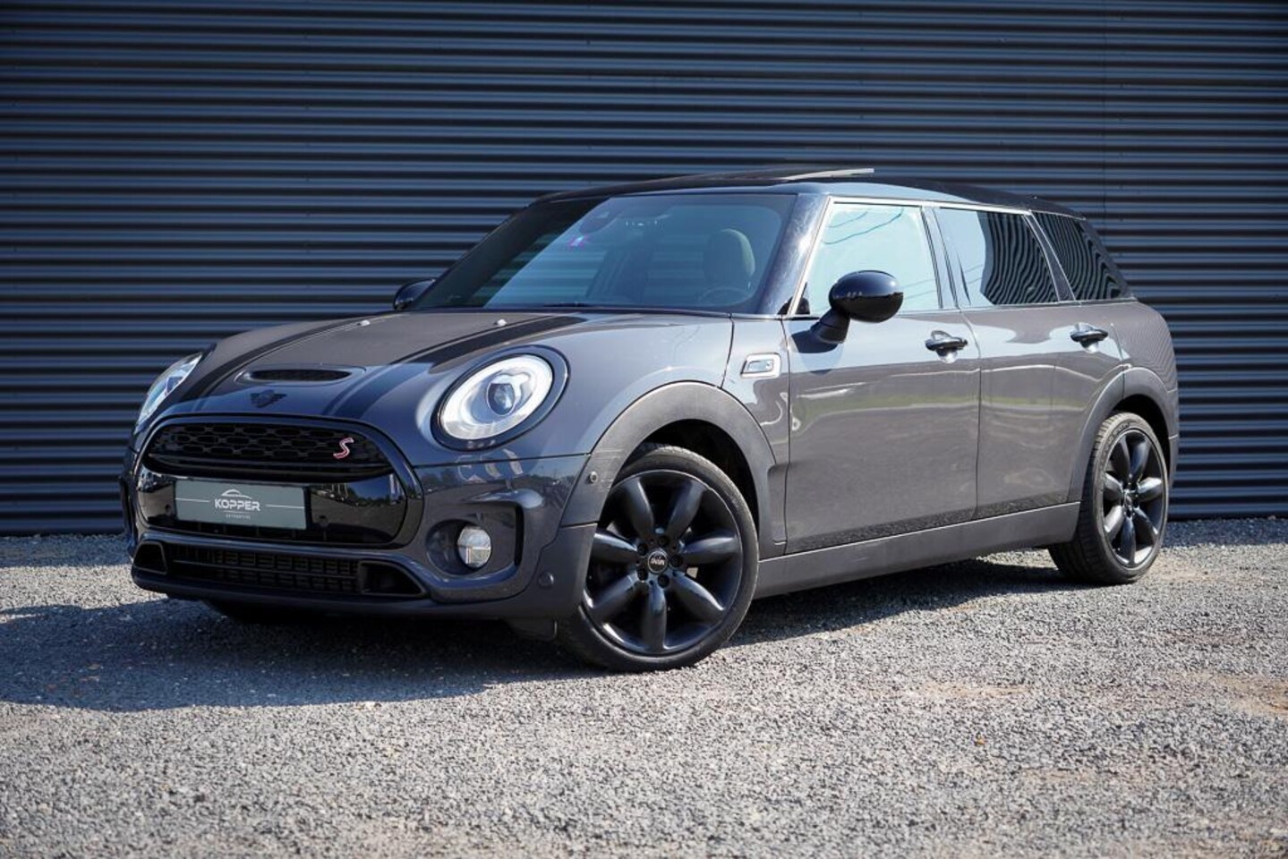 MINI Clubman - Mini 2.0 Cooper S Chili Serious Business / Pano / Aut / Stoelverwarming - AutoWereld.nl