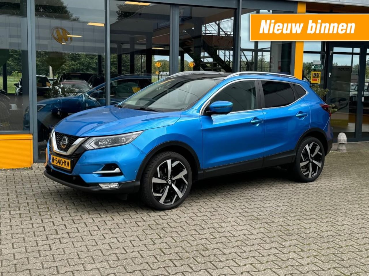 Nissan Qashqai - 1.3 DIG-T 160 pk  Tekna - Panorama - 360 camera - navi - AutoWereld.nl