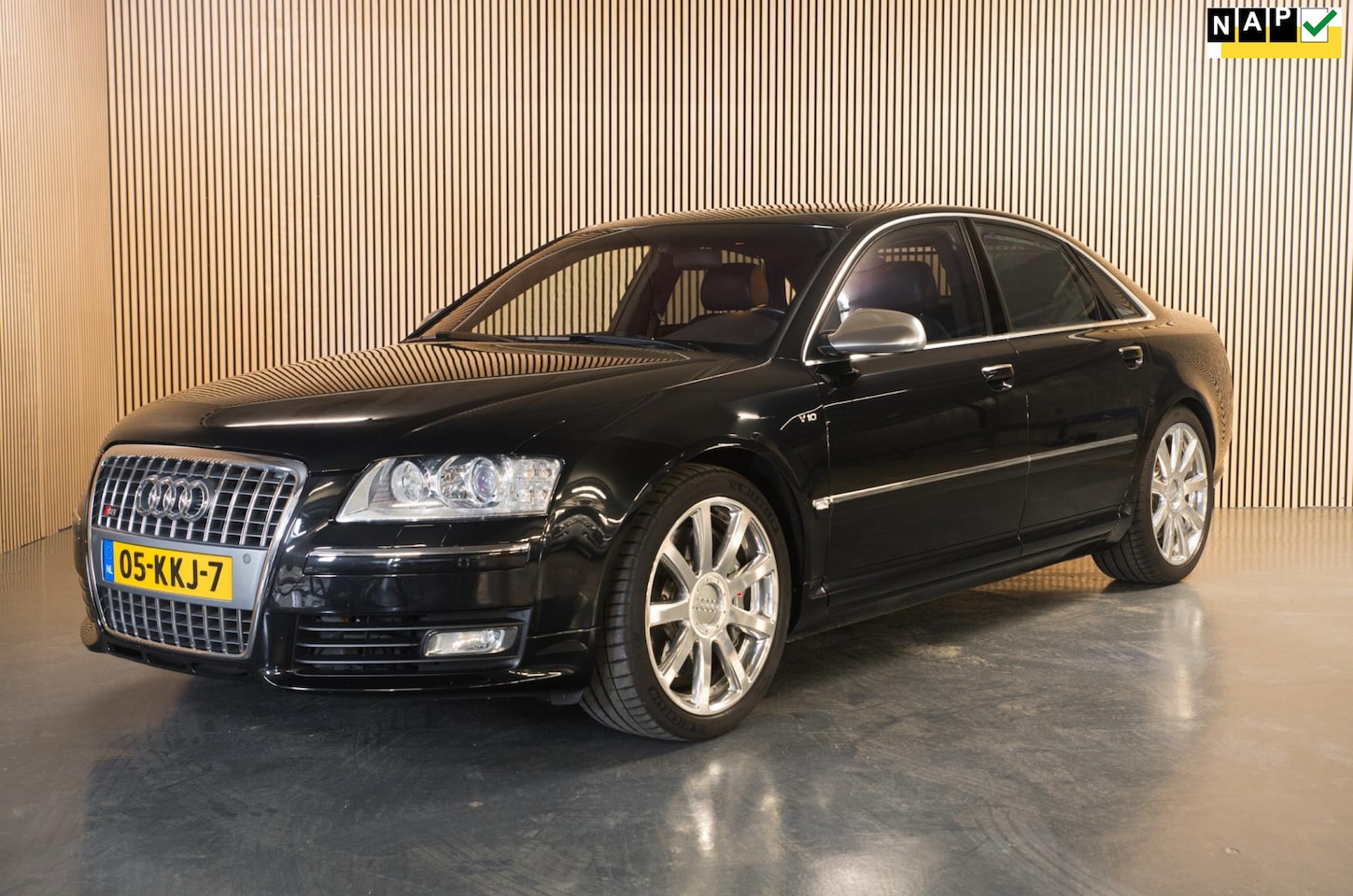 Audi A8 - 5.2 S8 Bj 2006 Youngtimer Nieuw! - AutoWereld.nl