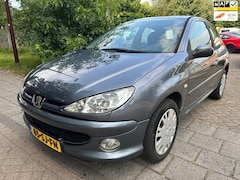 Peugeot 206 - 1.6- Airco, nap inlcl apk