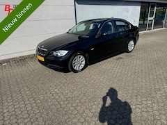 BMW 3-serie - 325i Executive