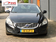 Volvo V60 - 1.6 T3 Momentum MOTOR DEFECT LEES TEKST