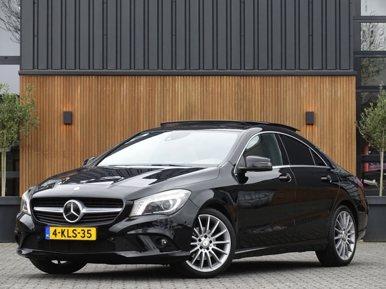 Mercedes-Benz CLA-Klasse - 200 Prestige automaat / AMG / LED *NAP* - AutoWereld.nl